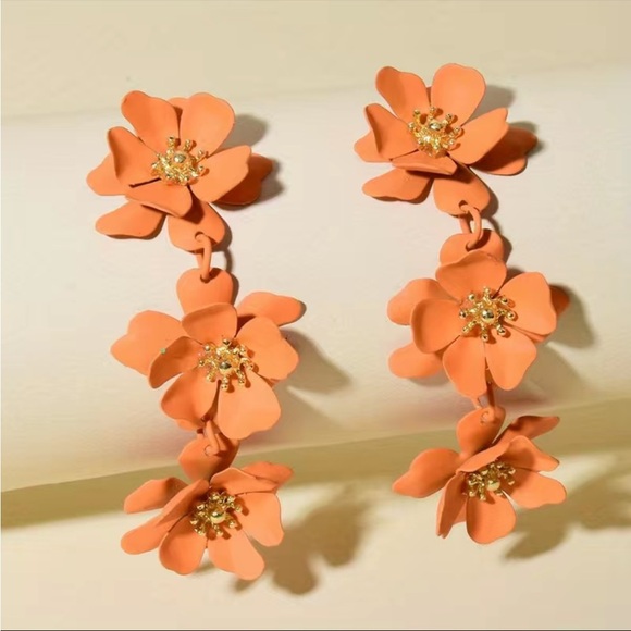 Orange Creamsicle Enamel Flower Dangle Earrings - Picture 1 of 1